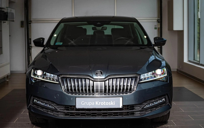 Skoda Superb cena 104900 przebieg: 82507, rok produkcji 2021 z Łódź małe 781